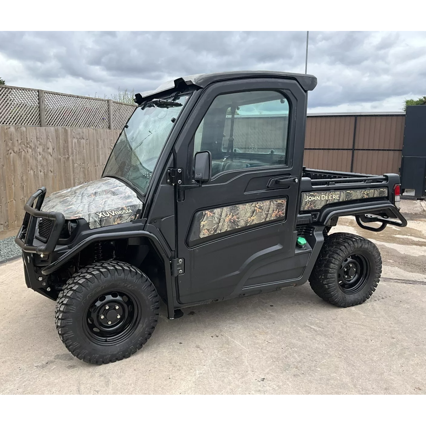 2020 ROAD LEGAL JOHN DEERE 865M DIESEL GATOR